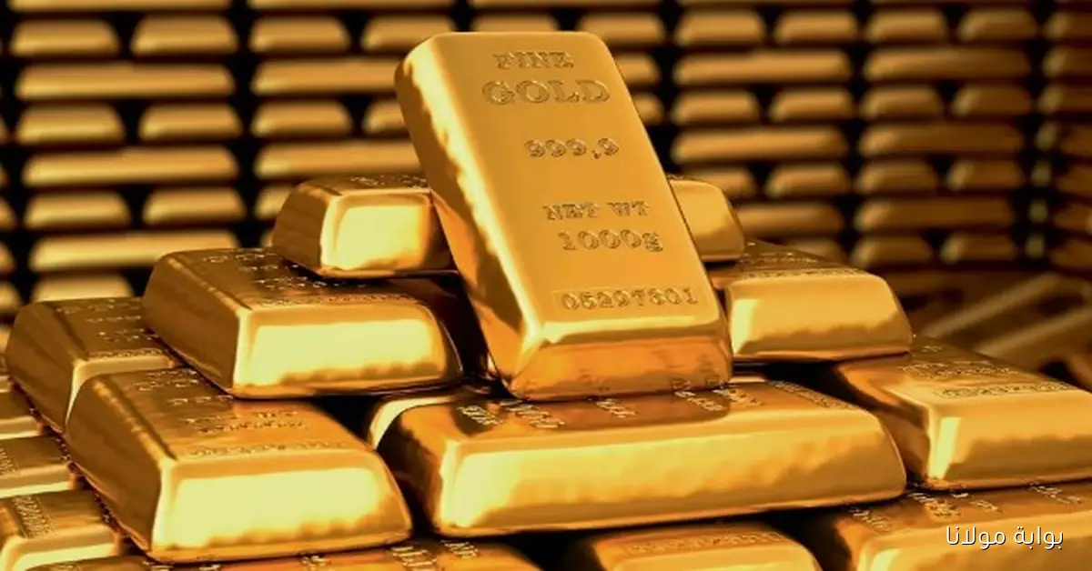 استقرار أسعار الذهب قرب مستويات قياسية مع انخفاض الدولار وانتظار خطاب باول