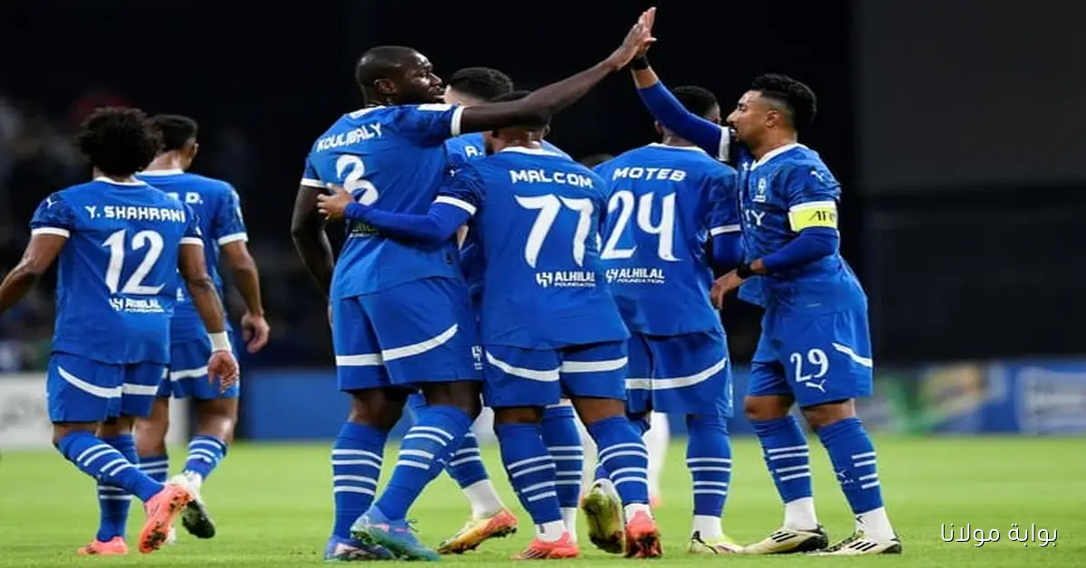 توقعات تشكيلة الأهلي والهلال وتفاصيل تردد قناة ثمانية الرياضية 1 الناقلة لقمة دوري روشن 2025-2026