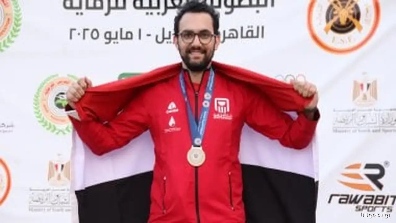 محمد حمدي يخطو نحو النهائيات في كأس العالم للرماية بالصين