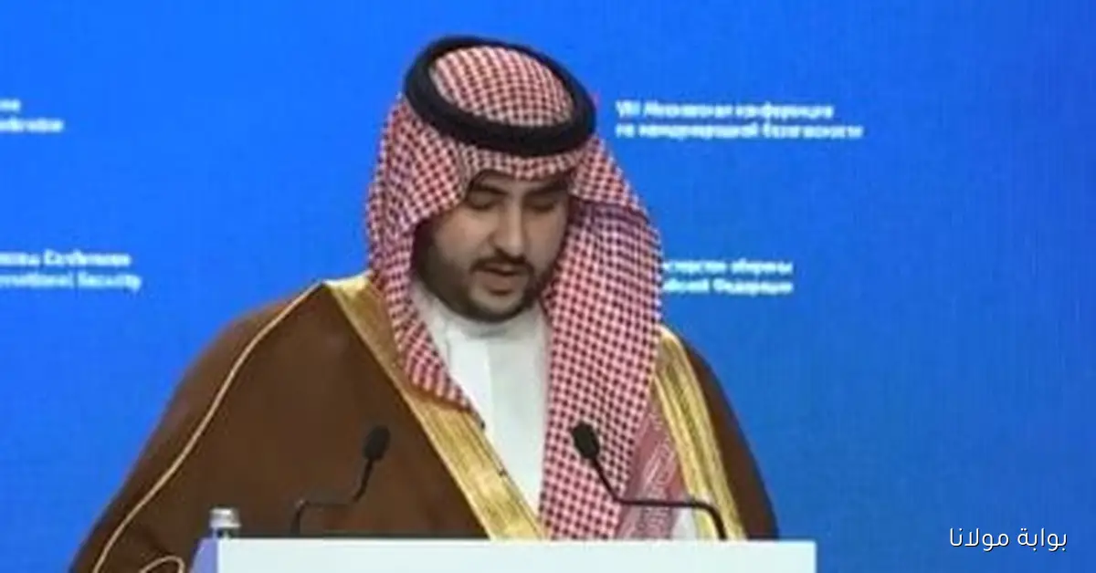 وزير الدفاع السعودي وقائد القيادة المركزية الأمريكية يناقشان سبل تعزيز التعاون الدفاعي
