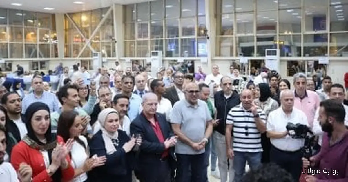 وزير الرياضة يوافق على نتائج الجمعية العمومية لنادي الزهور في الاجتماع الخاص